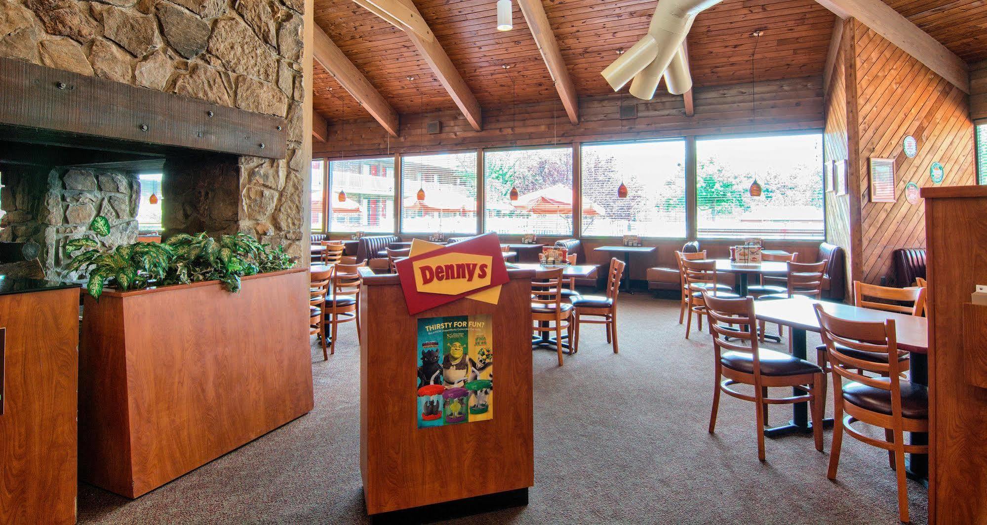 Days Inn By Wyndham Doswell \/ Kings Dominion Area Exterior photo